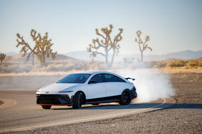 현대 아이오닉 6 N, Hyundai IONIQ 6 N High-Performance EV Supercharges AutoMobility LA with North American Premiere