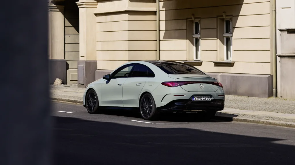 High-tech, electrified, highly efficient: the all-new CLA hybrid now available to order