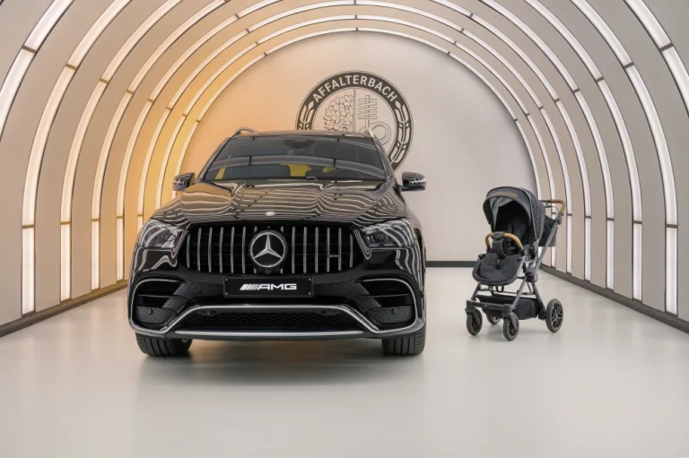메르세데스-벤츠와 하르탄 협업, AMG GT2 포함 유모차 4종 공개, New colours and designs. And now also with the historic Mercedes star: The new pushchairs from Mercedes-Benz and Mercedes-AMG in cooperation with Hartan