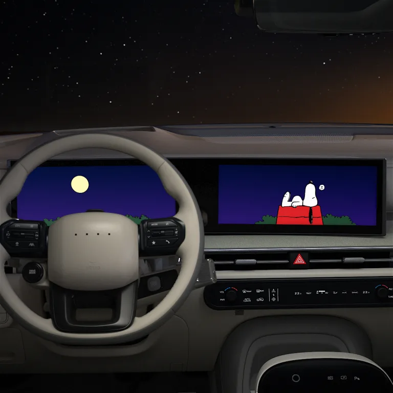 아이오닉9·팰리세이드에 스누피 테마 적용, 12월 1일 우선 미국부터 5 69301 SnoopyHitstheRoadHyundaiMotorandPEANUTSTeamUpforCustomizableIn CarDisplays https://mobilityground.com/wp-content/uploads/2025/12/69308-SnoopyHitstheRoadHyundaiMotorandPEANUTSTeamUpforCustomizableIn-CarDisplays.webp