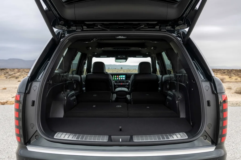 69664 2026 palisade calligraphy rear interior https://mobilityground.com/wp-content/uploads/2025/12/69665-2026-palisade-side-mtn-bodeta-bay.webp