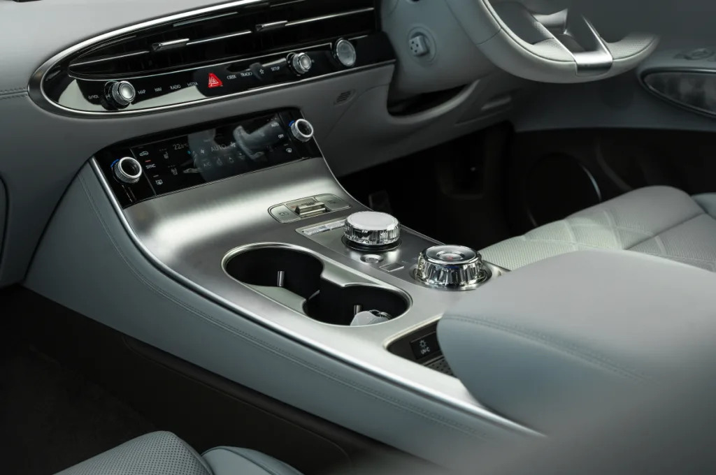 Genesis Electrified GV70, 'Premium Car of the Year 2025' at the Scottish COTY 3 제네시스 일레트리파이드 GV70, GENESIS ELECTRIFIED GV70 TAKES HOME ‘PREMIUM CAR OF THE YEAR’