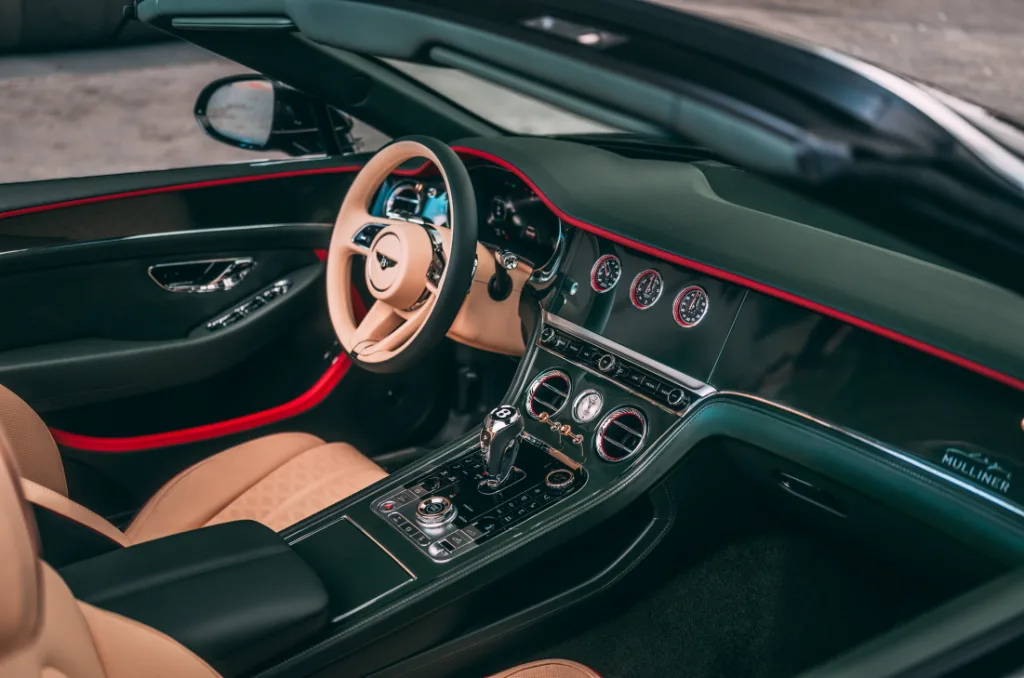 벤틀리, 컨티넨탈 GT 더치 마스터 에디션 공개, 단 3대 원오프 컬렉 3 Dutch Masters 14 https://mobilityground.com/wp-content/uploads/2025/12/Dutch-Masters-1.webp