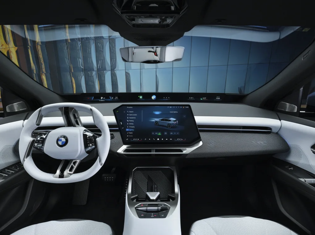 BMW iX3, 아마존 알렉사+ AI 탑재로 무엇이 달라질까? 4 The start of a new era. The new BMW iX3