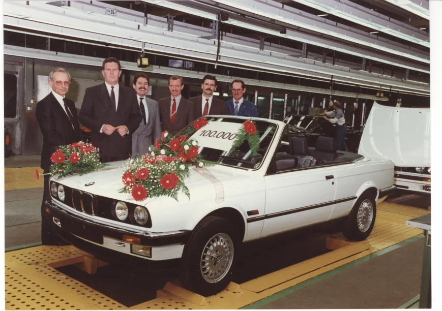 BMW 3 시리즈 생산 50주년, 1975년부터 1,800만 대 생산 역사 4 P90627173 highRes https://mobilityground.com/wp-content/uploads/2025/12/P90269820-highRes.webp
