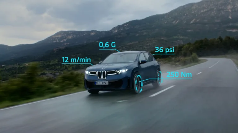 BMW iX3, BMW M 업데이트