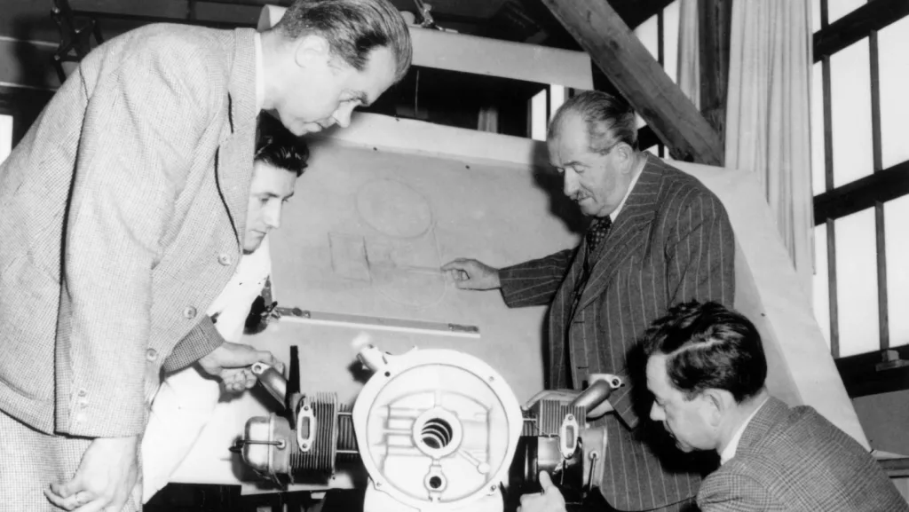 페르디난트 포르쉐 유산 총정리, 비틀·356·911 탄생 비화 13 thumbnail 12 https://mobilityground.com/wp-content/uploads/2025/12/1-1.webp