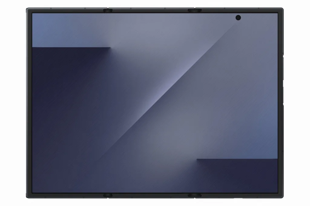 359만원 갤럭시 Z 트라이폴드 12일 출시, 5,600mAh 배터리 역대 최대 4 갤럭시 Z 트라이폴드 3 https://mobilityground.com/wp-content/uploads/2025/12/갤럭시-Z-트라이폴드-행사사진4.webp