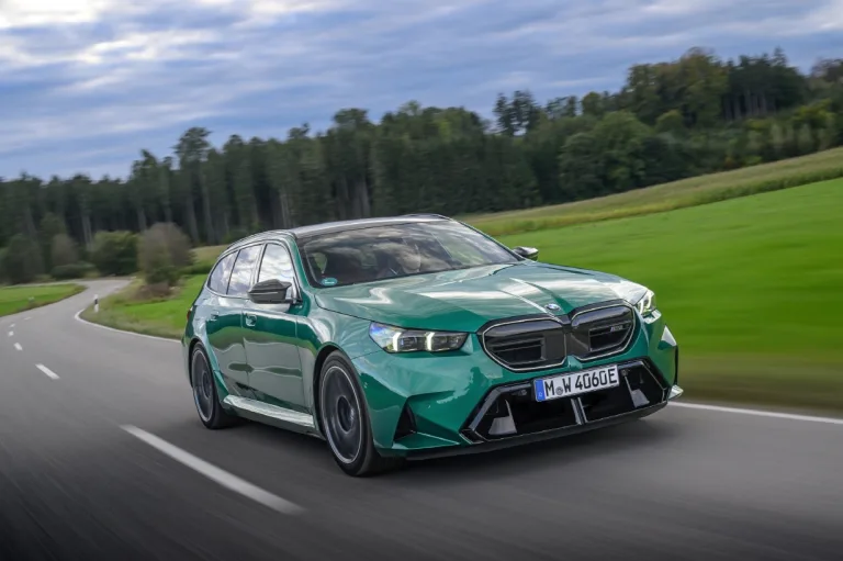 BMW 코리아, 강력한 주행성능에 활용성 더한 ‘뉴 M5 투어링’ 공식 출시, BMW M5 Touring