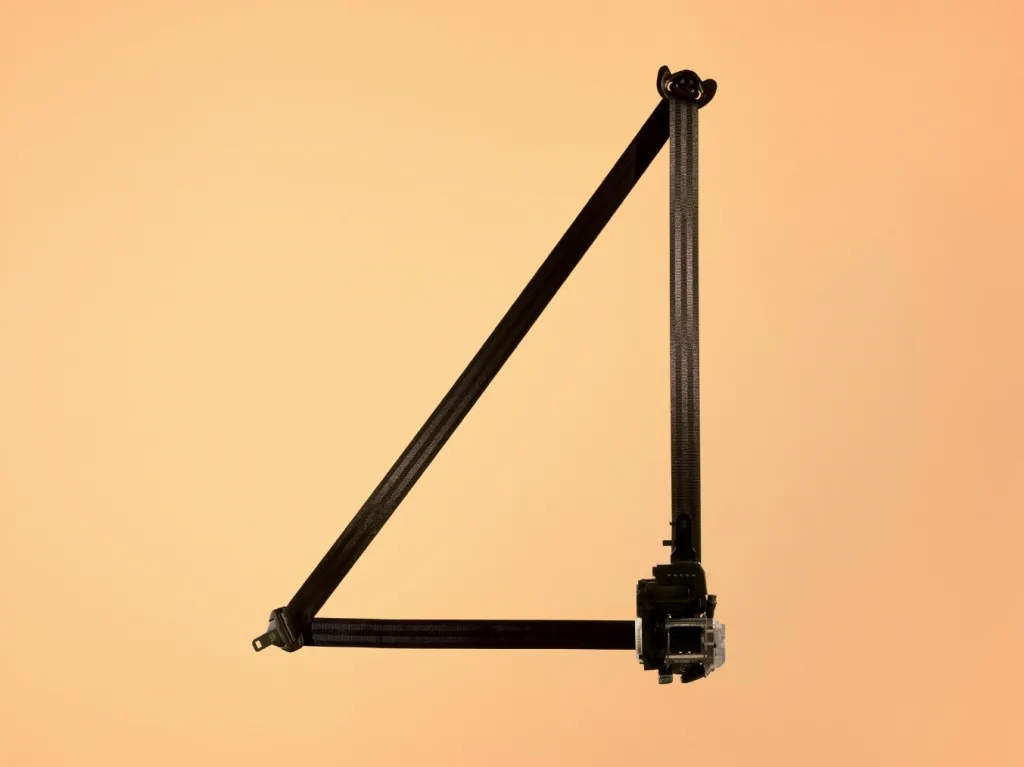 볼보 멀티 어댑티브 안전벨트, 타임지 선정 ‘2025년 최고의 발명품