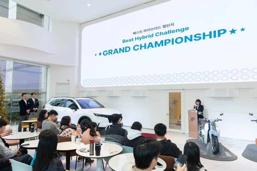 혼다 CR-V·어코드 하이브리드, 연비 챌린지서 30.6km/L·29.6km/L 기록 3 혼다 베스트 하이브리드 챌린지 왕중왕전 이벤트 현장 1 https://mobilityground.com/wp-content/uploads/2025/12/혼다-‘베스트-하이브리드-챌린지-왕중왕전-이벤트-현장-2.webp