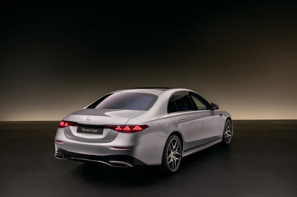 메르세데스-벤츠 더 뉴 S-클래스 세계 최초 공개, 한국 하반기 출시 2 26c0017 047 https://mobilityground.com/wp-content/uploads/2026/01/26c0017_046.webp