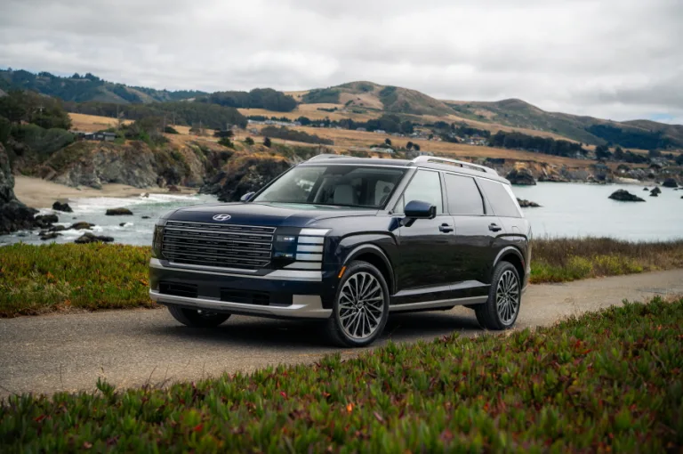현대자동차 팰리세이드 하이브리드, Hyundai Palisade Hybrid Named Best 3-Row SUV in 2025 GearJunkie Adventure Vehicle of the Year Awards