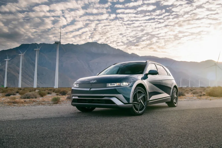아이오닉 5, Hyundai Palisade, IONIQ 5, and Kona Awarded With Trio of Kelley Blue Book 2026 Best Buy Awards