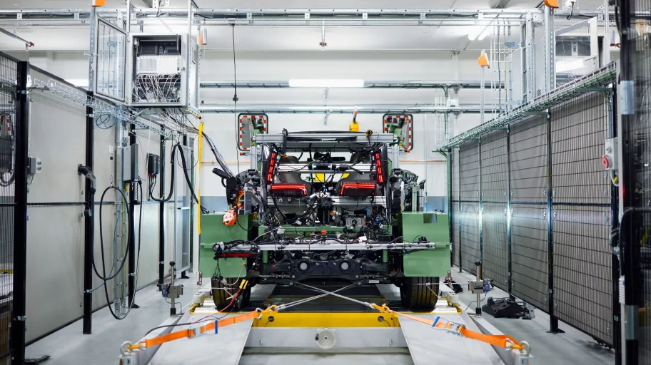 EX60 box car https://mobilityground.com/wp-content/uploads/2026/01/EX60-Central-screen.webp