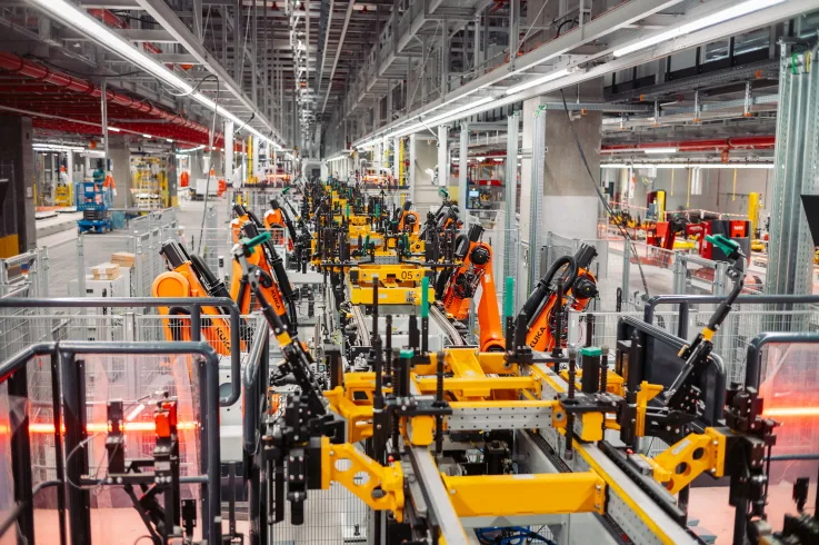 P90627393 highRes warm up for neue kla https://mobilityground.com/wp-content/uploads/2026/01/P90627394_highRes_warm-up-for-neue-kla.webp