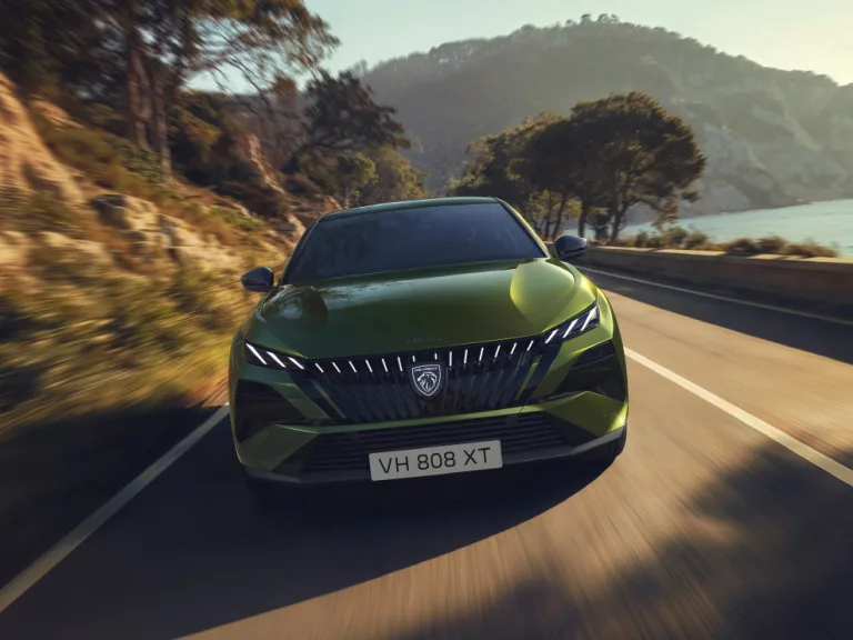 푸조 408, PEUGEOT 408