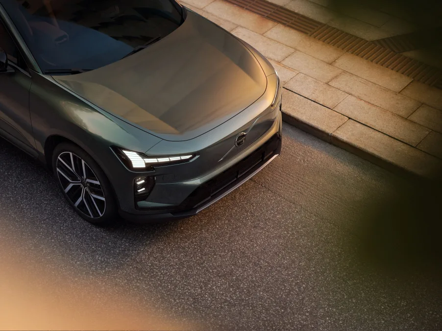 Volvo EX6018 https://mobilityground.com/wp-content/uploads/2026/01/Volvo_EX6018.webp