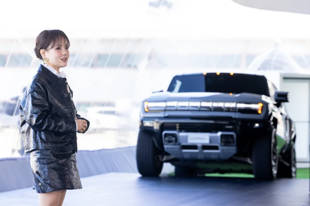 GMC 브랜드 데이 개최, 허머 EV·아카디아·캐니언 한국 출시 발표 4 사진 19 GM 한국사업장 커뮤니케이션 총괄 겸 최고마케팅 책임자 윤명옥 전무 https://mobilityground.com/wp-content/uploads/2026/01/사진-2-GMC-브랜드데이_신차-3종.webp