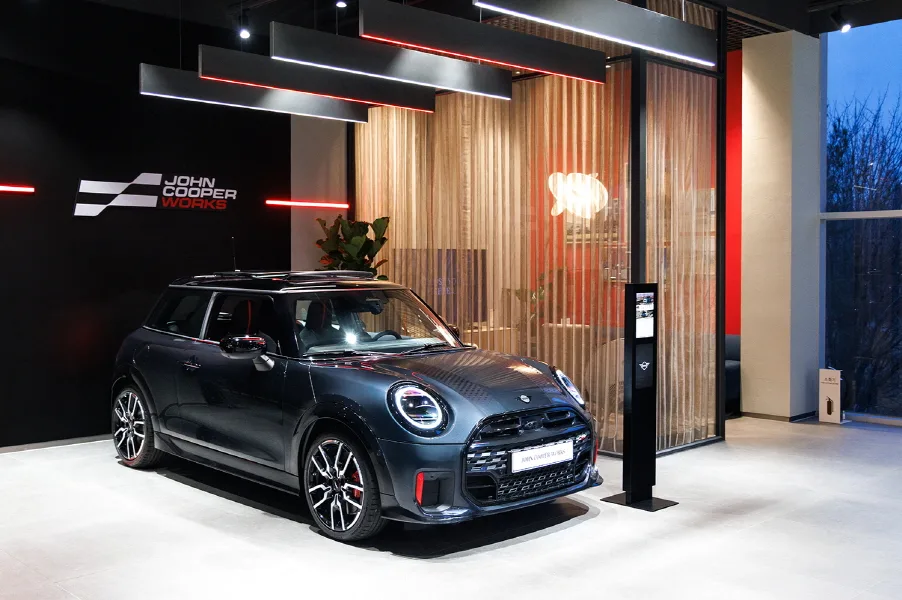 사진3 MINI 코오롱 모터스 대전 전시장 신규 오픈 https://mobilityground.com/wp-content/uploads/2026/01/사진1-MINI-코오롱-모터스-대전-전시장-신규-오픈.webp