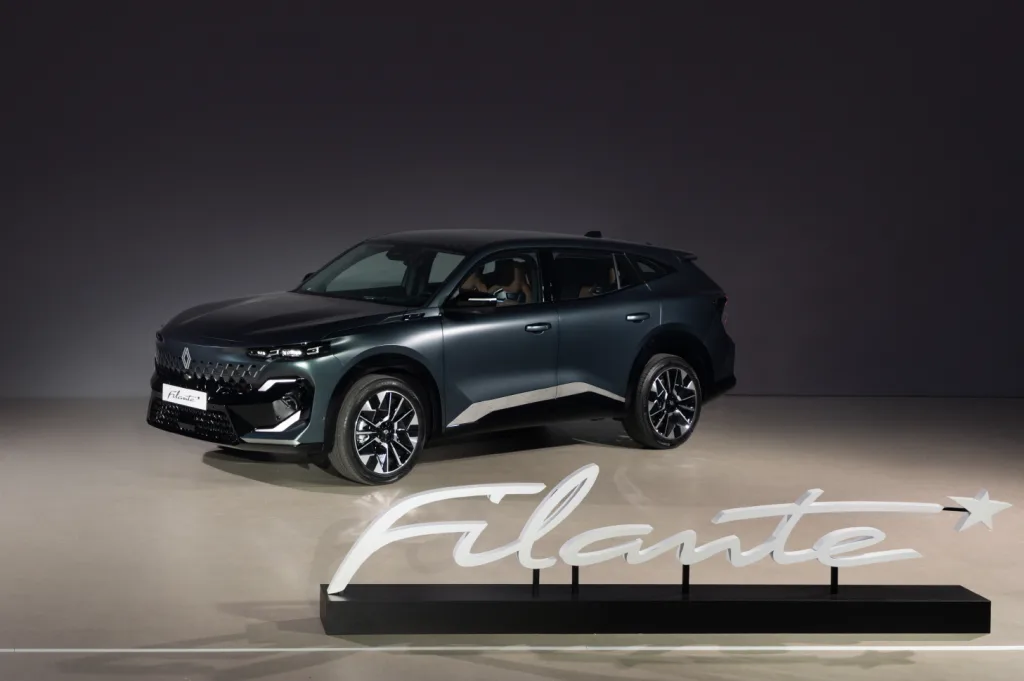 사진자료 르노 필랑트Renault FILANTE 공개 행사 3 https://mobilityground.com/wp-content/uploads/2026/01/사진자료-르노-필랑트Renault-FILANTE-공개-행사_3.webp