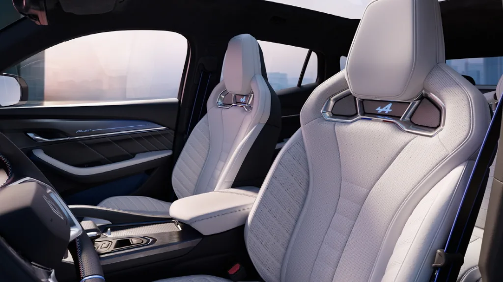 사진자료 르노 필랑트Renault FILANTE 퍼스트 클래스 라운지 시트 1 https://mobilityground.com/wp-content/uploads/2026/01/사진자료-르노-필랑트Renault-FILANTE-공개-행사_3.webp