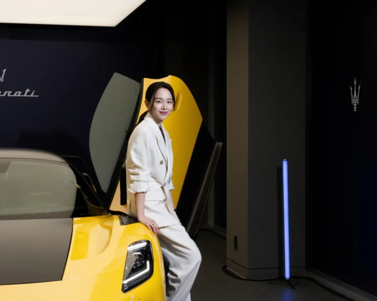 마세라티 GT2 스트라달레 국내 출시 기념 VIP 고객 행사에 참석한 배우 신혜선