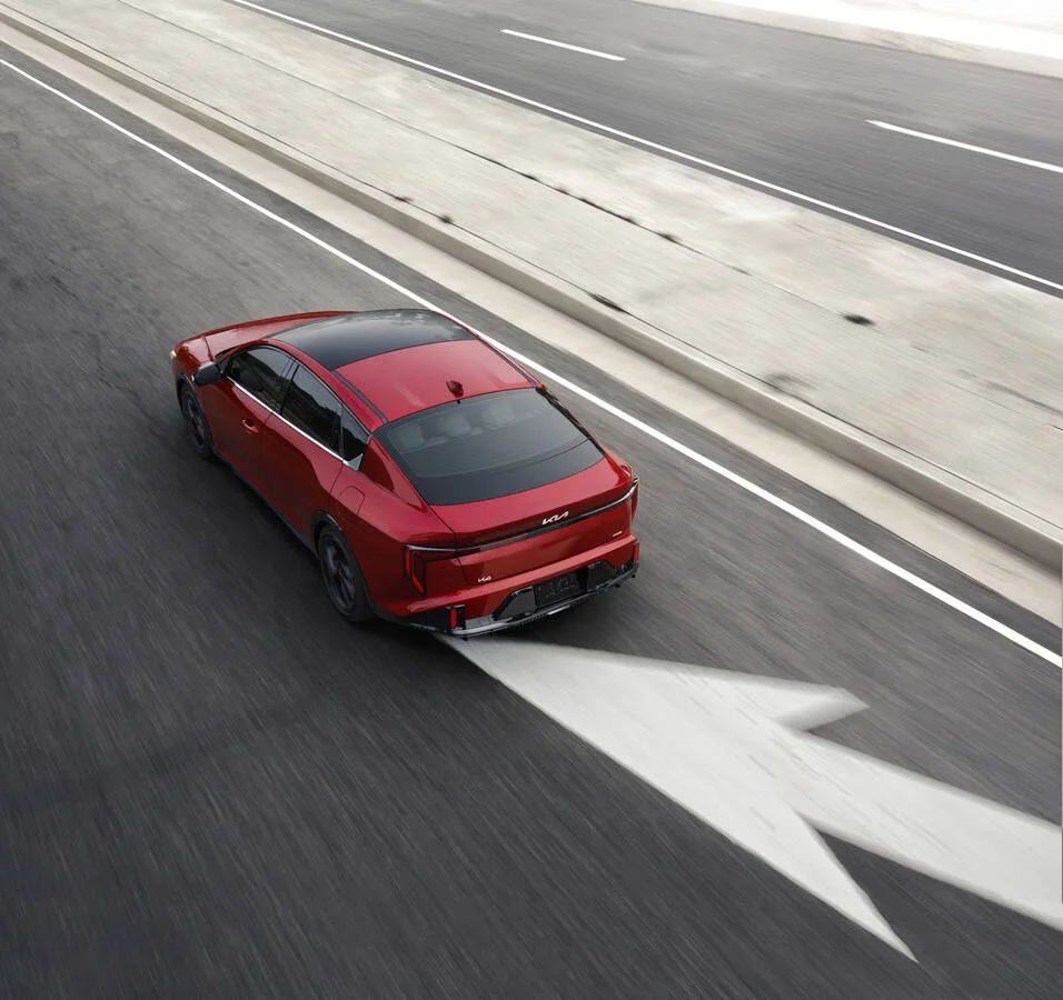 KIA K4 TAKES MOTORWEEK’S 2026 DRIVERS’ CHOICE AWARD FOR BEST FAMILY CAR