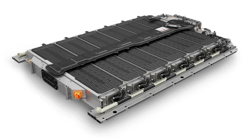 포르쉐 카이엔 일렉트릭, Porsche starts production of the Cayenne Electric and strengthens battery expertise