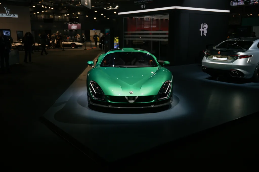 알파로메오 마세라티 보테가푸오리세리에, BOTTEGAFUORISERIE shines at Ultimate Supercar Garage with Alfa Romeo and Maserati