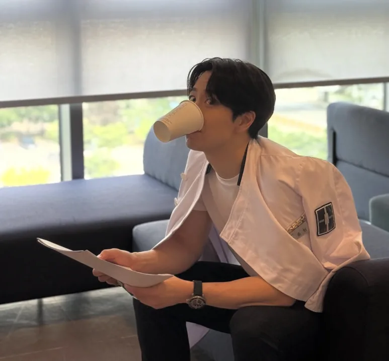 갑자기 터진 손종원 셰프와 모델 여연희 열애설, 사실은 어디까지? 1 KakaoTalk 20260209 152650729 1 https://mobilityground.com/wp-content/uploads/2026/02/KakaoTalk_20260209_153015552-1.webp