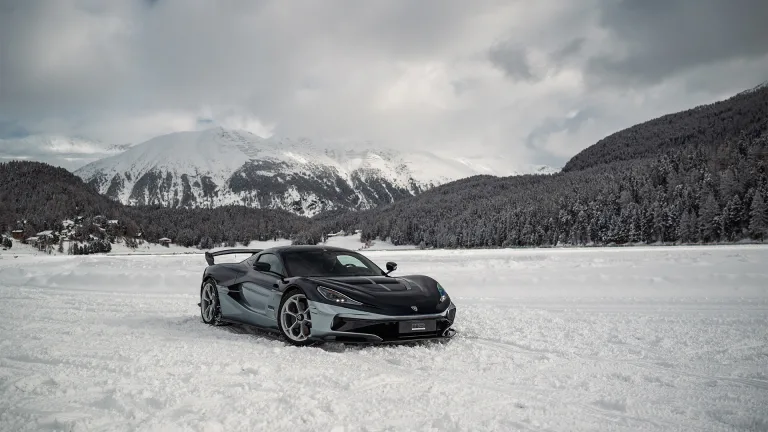 리막 네베라 R, Rimac Automobili Delivers First Nevera R ‘Founder’s Edition’ at The I.C.E. St. Moritz