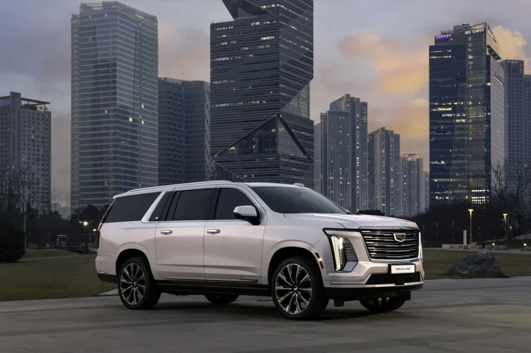 캐딜락 ‘더 뉴 에스컬레이드 ESV’