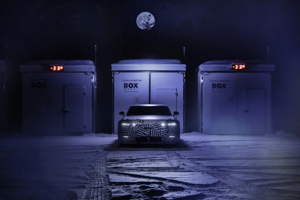 사진자료 재규어 럭셔리 GT 겨울 혹한기 테스트 돌입 1 https://mobilityground.com/wp-content/uploads/2026/02/사진자료-재규어-럭셔리-GT-겨울-혹한기-테스트-돌입-2.webp