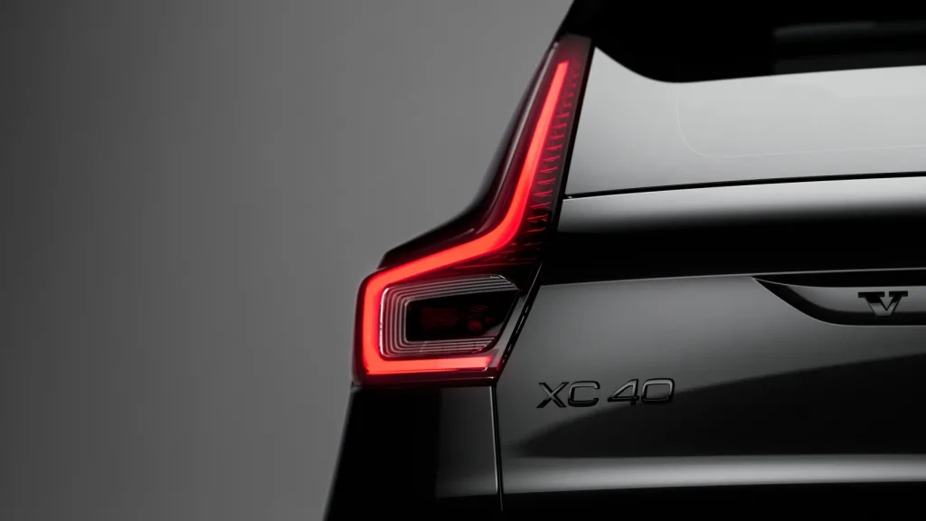 사진자료4 볼보 XC40 블랙 에디션 https://mobilityground.com/wp-content/uploads/2026/02/사진자료1_볼보-XC40-블랙-에디션.webp