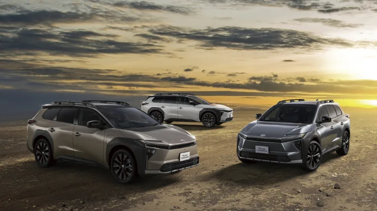 토요타 bZ4X 투어링 일본 출시, Toyota Launches New bZ4X Touring BEV Focused on Driving Performance and Spaciousness in Japan