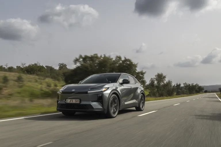 토요타 C-HR+, The all-new Toyota C−HR+: stand-out design and superior BEV credentials