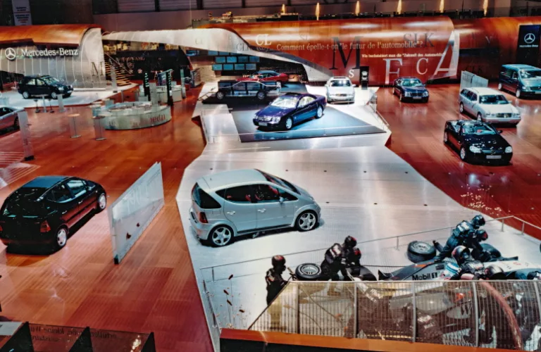 메르세데스-벤츠 박물관 전시 CL600, Premiere with style and stone: The Mercedes-Benz CL 600 from the 1999 Geneva Motor Show