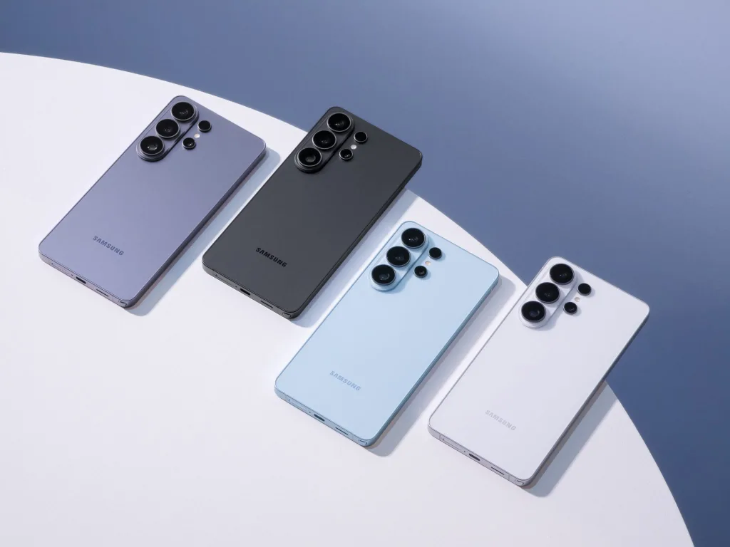 Galaxy S26Ultra Family 2048x1536 1 https://mobilityground.com/wp-content/uploads/2026/03/Galaxy-S26Ultra_Plus_S26_Hero-Color-Family-950x713-1.webp