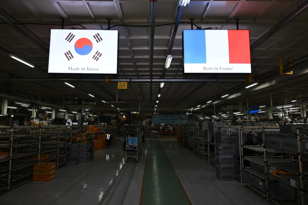 International 2 https://mobilityground.com/wp-content/uploads/2026/03/Renault-Group-futuREady-Strategy-Day-2026.webp