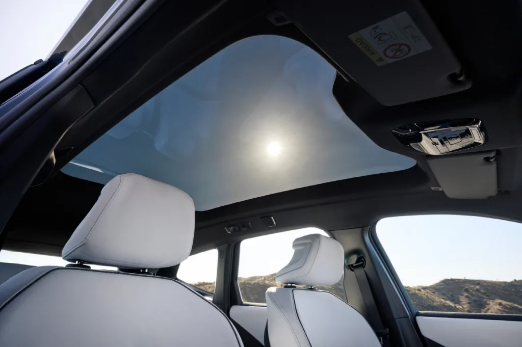 더 뉴 BMW iX3 드디어 사전 예약, 궁금하면 BMW 차징 허브서 본다 3 사진7 BMW 코리아 차세대 순수 전기 SAV ‘더 뉴 BMW iX3 사전 예약 실시 https://mobilityground.com/wp-content/uploads/2026/03/사진5-BMW-코리아-차세대-순수-전기-SAV-‘더-뉴-BMW-iX3-사전-예약-실시.webp