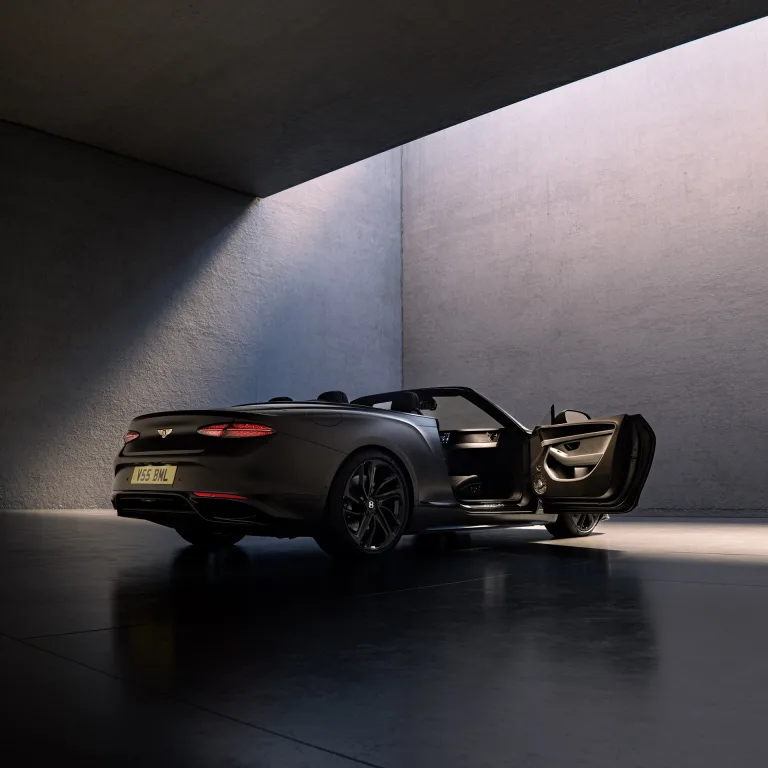 벤틀리 컨티넨탈 GTC 더 비르투오소 콜렉션 (2)