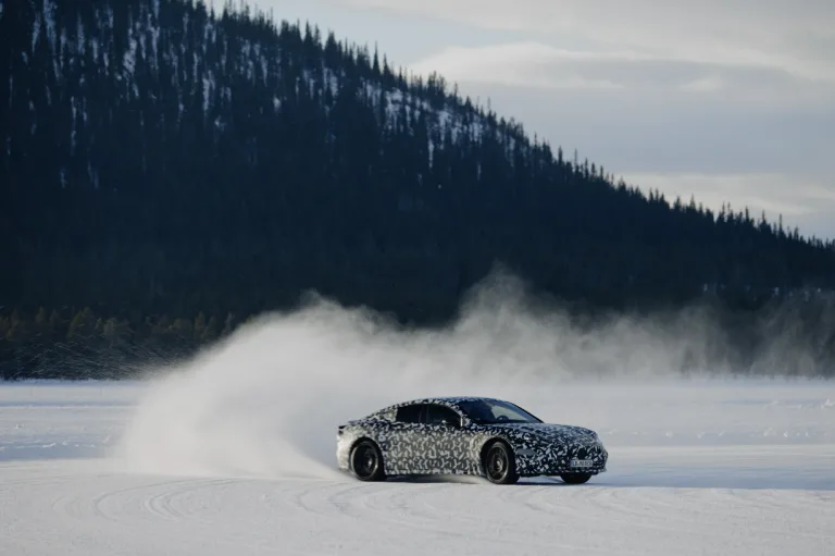 Driving dynamics that defy winter: Final Swedish testing for the upcoming Mercedes-AMG GT 4-Door Coupé