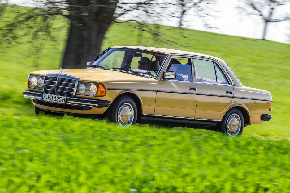 메르세데스-벤츠 W 123 1976년 1월 출시, 50 years of Mercedes-Benz model series 123: First everyday hero and rally winner, now a classic