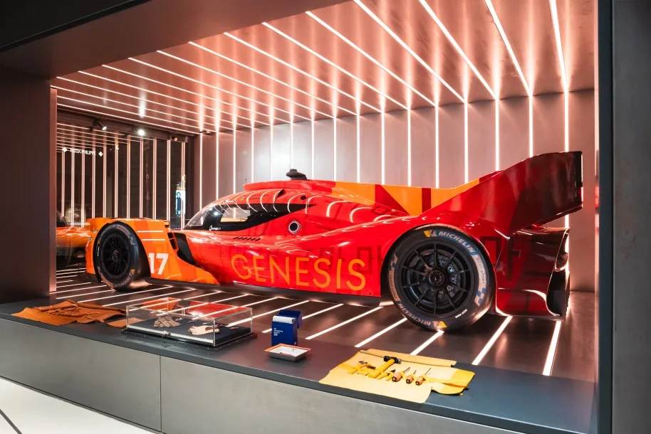 제네시스 GMR-001 하이퍼카 몬테나폴레오네 전시, 라루스미아니 오토모티브 갤러리 4월 17~30일, GENESIS COLLABORATES WITH ITALIAN LUXURY BRAND LARUSMIANI DURING MILAN DESIGN WEEK