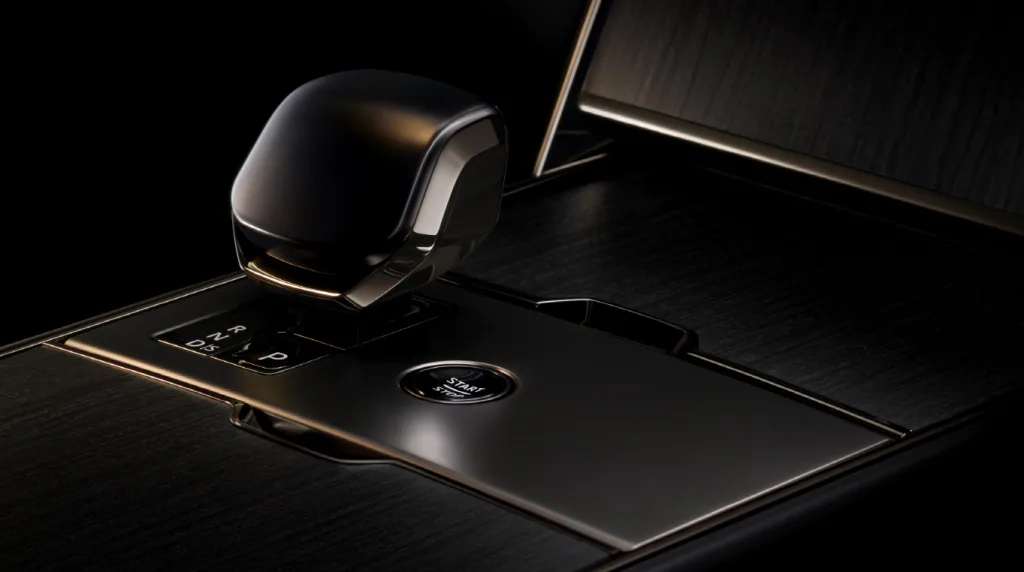 레인지로버 SV 블랙 출시 5 https://mobilityground.com/wp-content/uploads/2026/04/레인지로버-SV-블랙-출시-2.webp