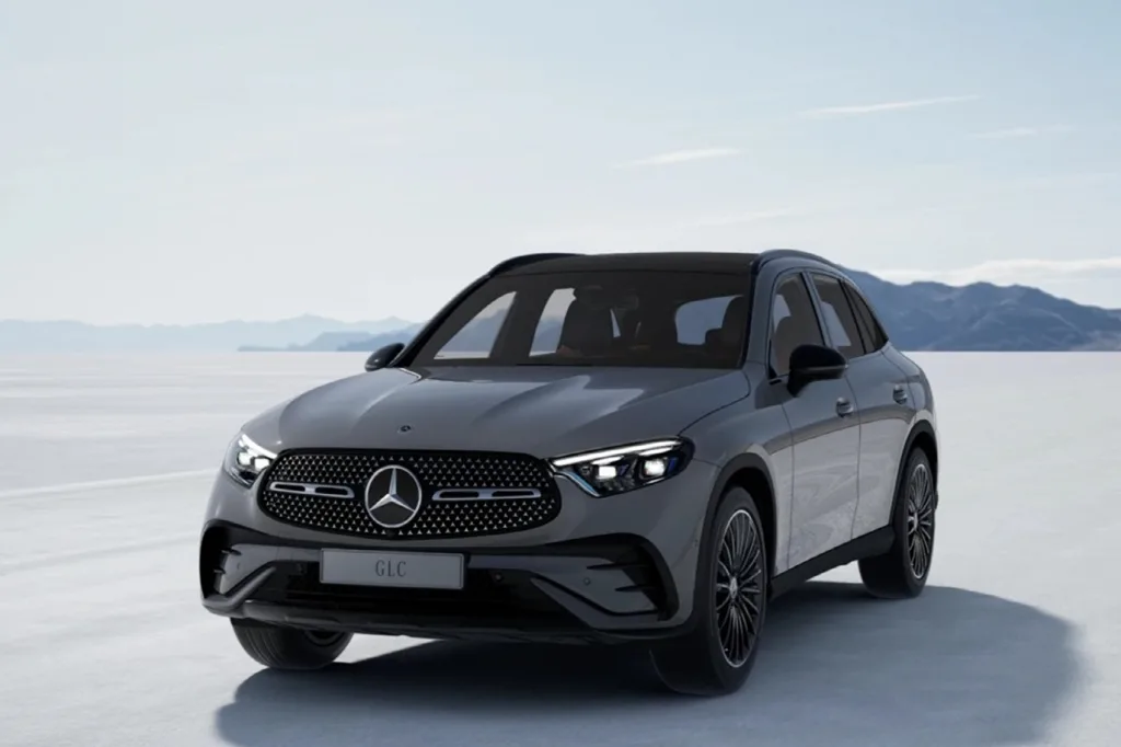 사진 2 GLC 300 4MATIC AMG 라인 https://mobilityground.com/wp-content/uploads/2026/04/사진-1-E-300-4MATIC-AMG-라인.webp