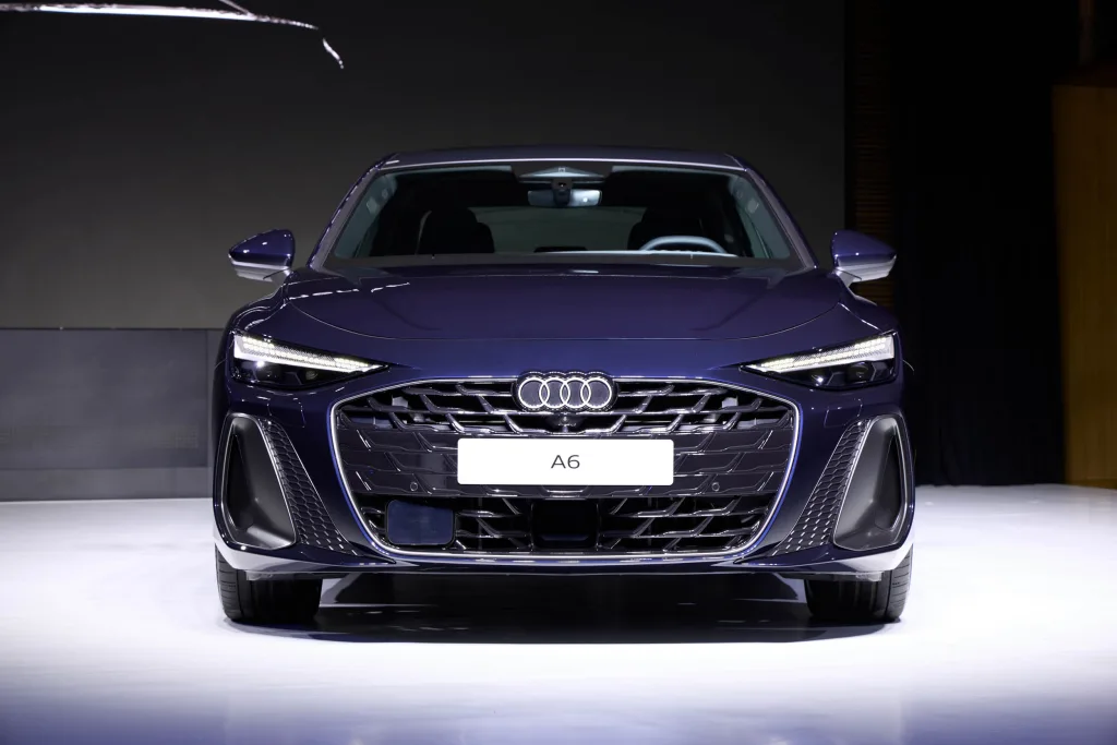 사진 3 더 뉴 아우디 A6 https://mobilityground.com/wp-content/uploads/2026/04/사진-1_더-뉴-아우디-A6.webp