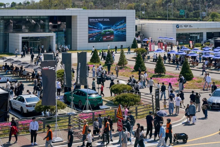 사진4 BMW 코리아 BMW M 팬들을 위한 축제 ‘BMW M FEST 2026 성황리에 마무리 1 https://mobilityground.com/wp-content/uploads/2026/04/사진6-BMW-코리아-BMW-M-팬들을-위한-축제-‘BMW-M-FEST-2026-성황리에-마무리.webp