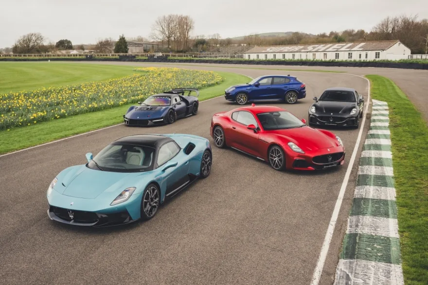 사진자료1 마세라티 코리아가 트라이던트 엠블럼 탄생 100주년 기념 전국 시승행사를 진행한다 https://mobilityground.com/wp-content/uploads/2026/04/사진자료1-마세라티-코리아가-트라이던트-엠블럼-탄생-100주년-기념-전국-시승행사를-진행한다.webp